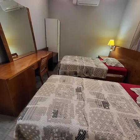 Hostel Seven Hills (adults Only)