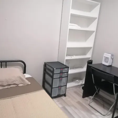 Seven Hills (adults Only) Hostel *
