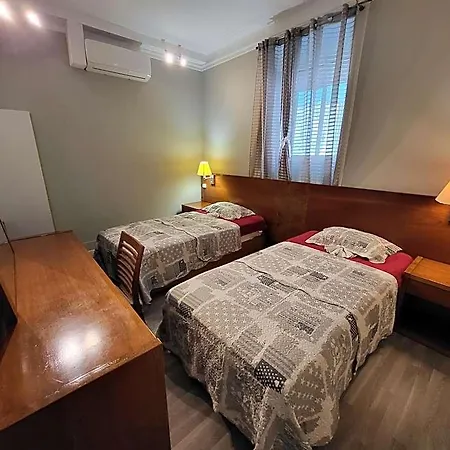 Hostel Seven Hills (adults Only) *