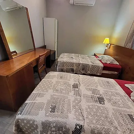 Seven Hills Hostel