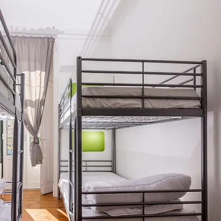 Albergue Seven Hills (adults Only) *