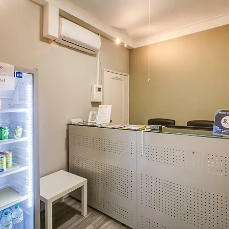 Seven Hills Hostel *