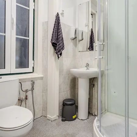 Seven Hills (adults Only) Hostal