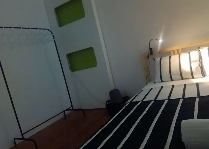 Seven Hills (adults Only) Hostel *