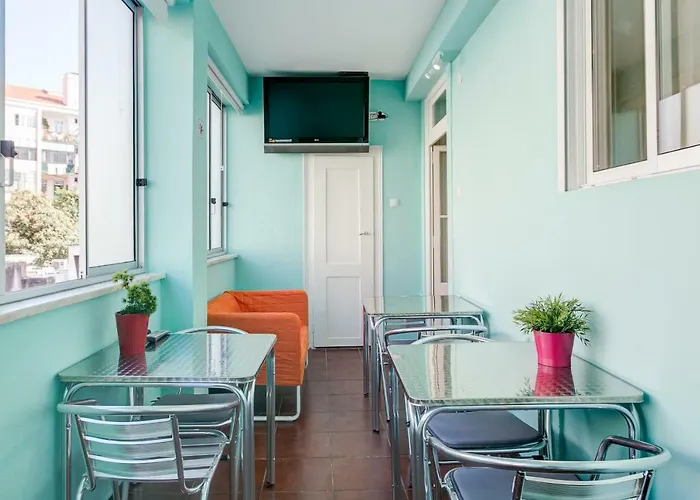 Seven Hills (adults Only) Hostel *